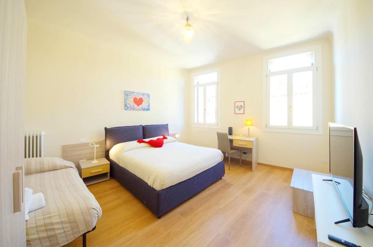 Ca' Circus 4 Rooms Wi-Fi Fibre 威尼斯 外观 照片